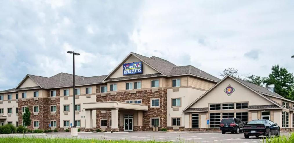 AmeriVu Inn&Suites - Chisago City Zewnętrze zdjęcie