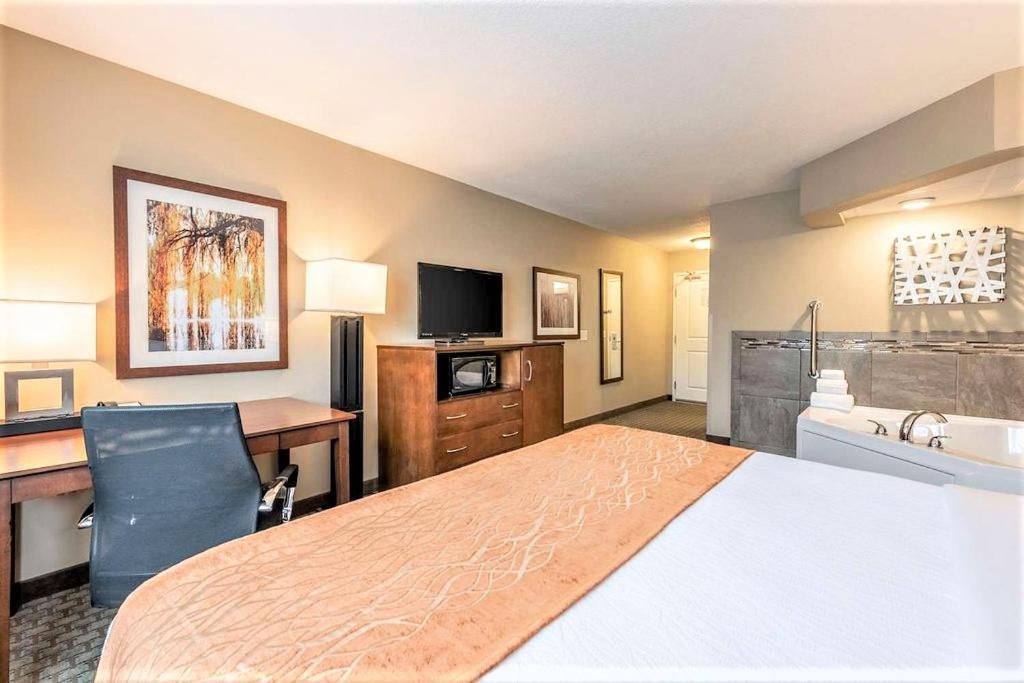 AmeriVu Inn&Suites - Chisago City Zewnętrze zdjęcie