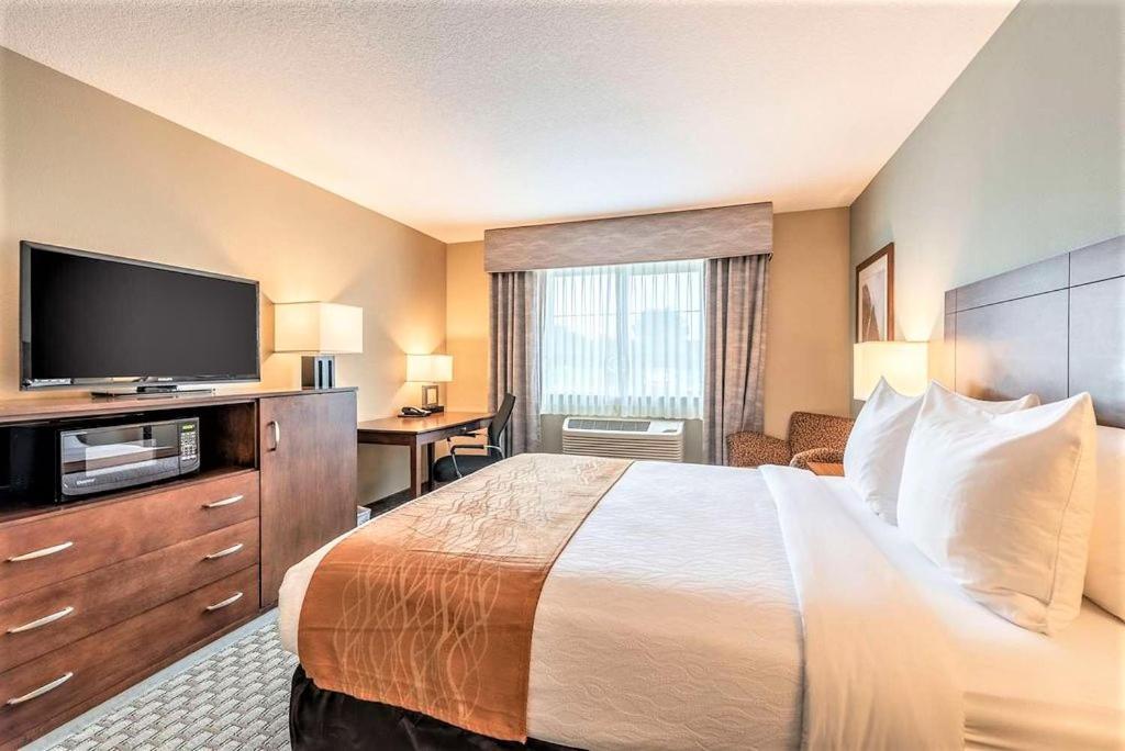AmeriVu Inn&Suites - Chisago City Zewnętrze zdjęcie