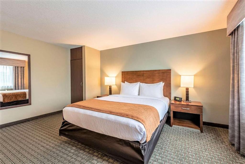 AmeriVu Inn&Suites - Chisago City Zewnętrze zdjęcie