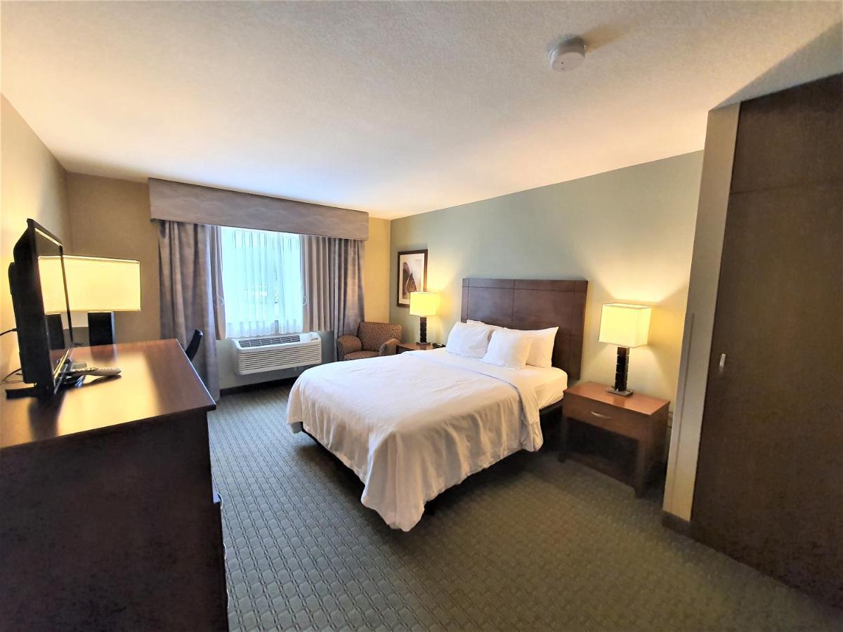 AmeriVu Inn&Suites - Chisago City Zewnętrze zdjęcie