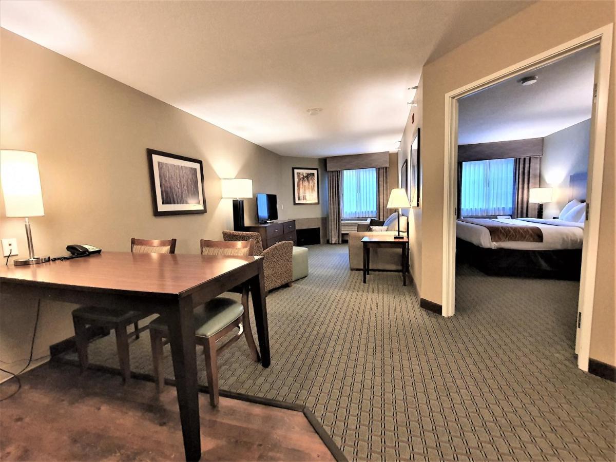 AmeriVu Inn&Suites - Chisago City Zewnętrze zdjęcie