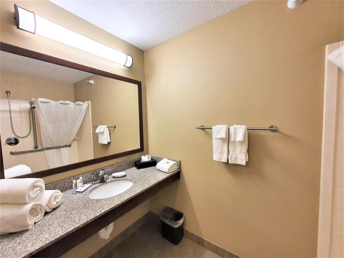 AmeriVu Inn&Suites - Chisago City Zewnętrze zdjęcie