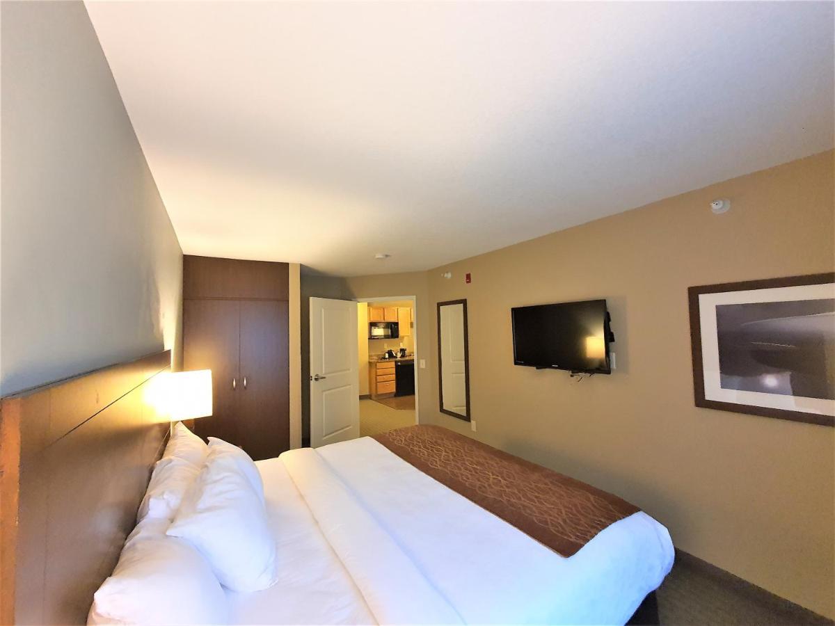 AmeriVu Inn&Suites - Chisago City Zewnętrze zdjęcie